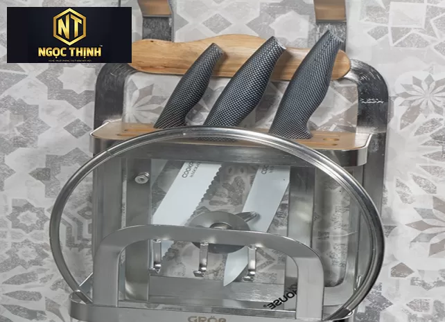 GIÁ ĐỂ DAO THỚT TREO NGOÀI GU304-3 TẠI Hiệp Phước